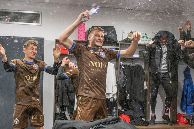 马刺一直以 马刺一直以